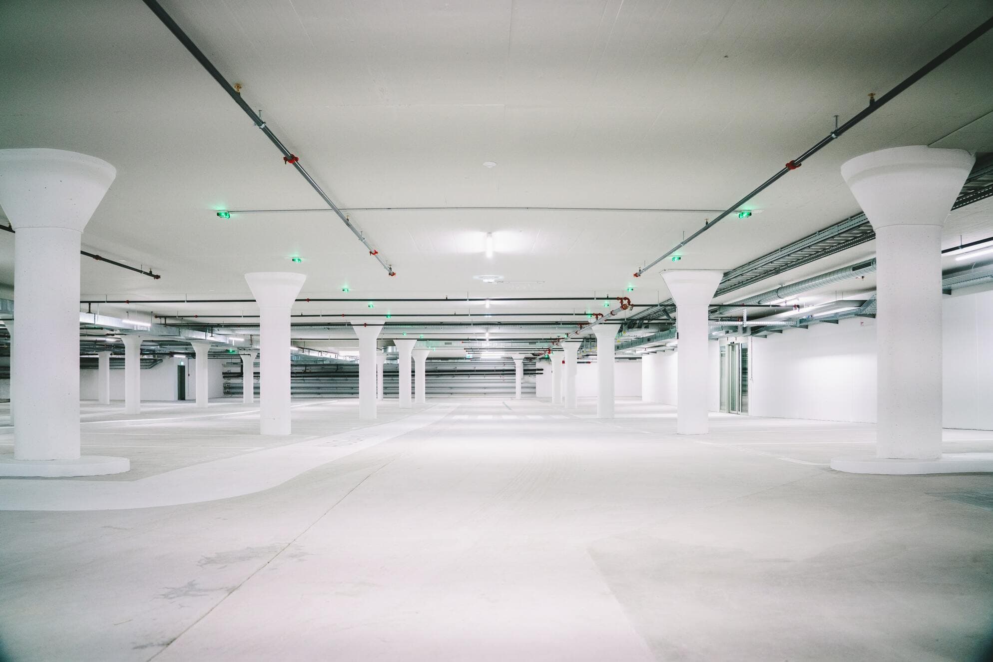 Indoor parking lots Montreal