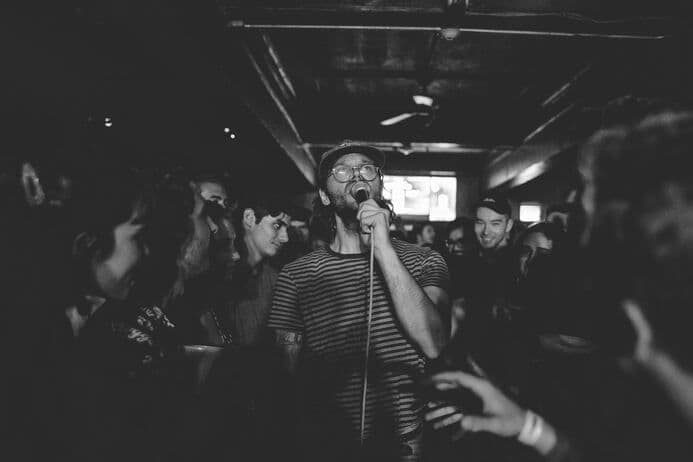 Stationnements près de la Ninkasi